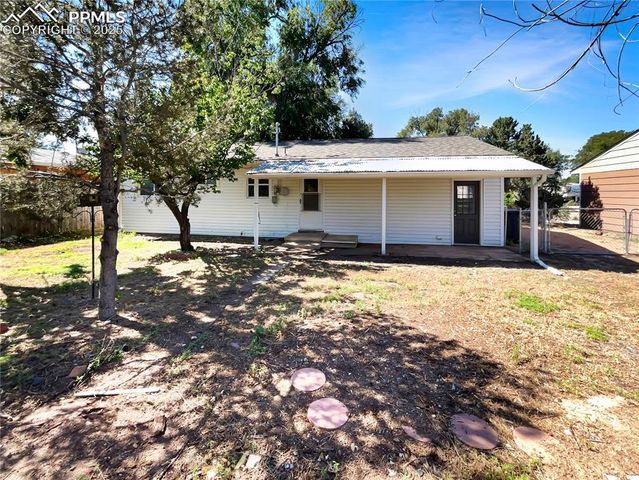 307 Mount View Lane, Fountain, CO 80817