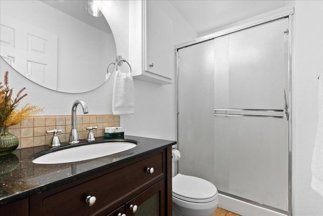 15070 Woodland Loop, Penn Valley, CA 95946