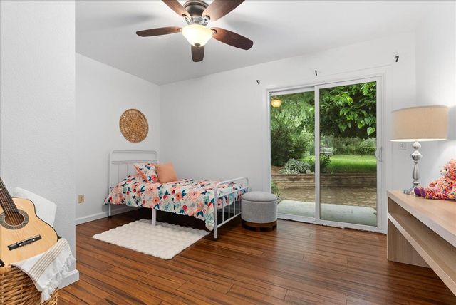 15070 Woodland Loop, Penn Valley, CA 95946