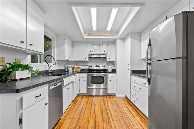 15070 Woodland Loop, Penn Valley, CA 95946