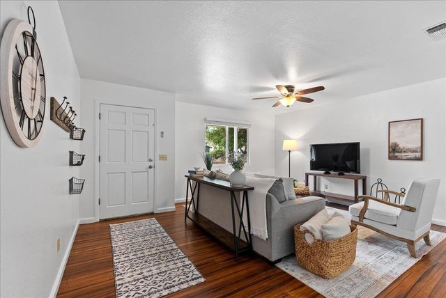 15070 Woodland Loop, Penn Valley, CA 95946