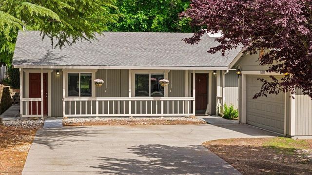 15070 Woodland Loop, Penn Valley, CA 95946