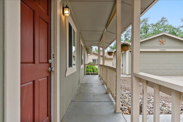 15070 Woodland Loop, Penn Valley, CA 95946