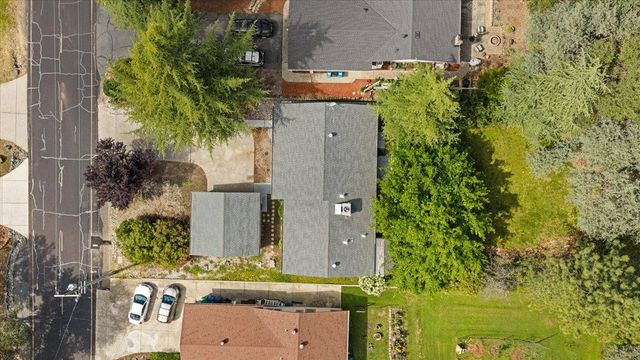 15070 Woodland Loop, Penn Valley, CA 95946