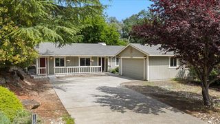 15070 Woodland Loop, Penn Valley, CA 95946