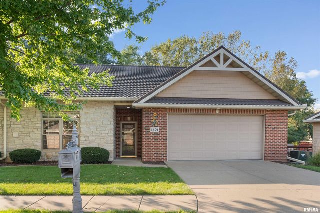 1101 2ND Street, Moline, IL 61265