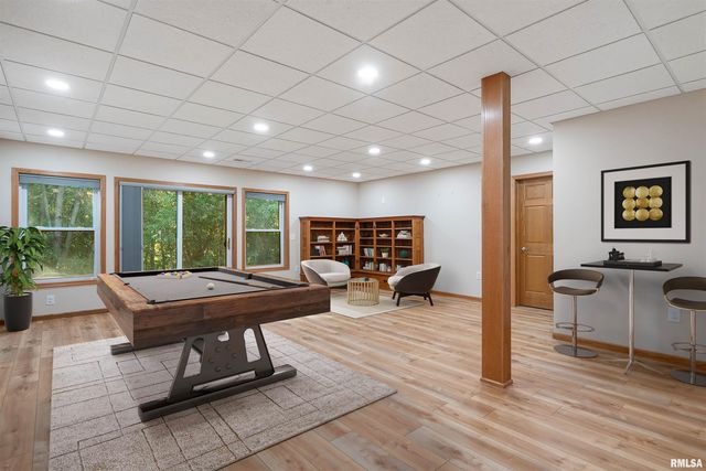 1101 2ND Street, Moline, IL 61265