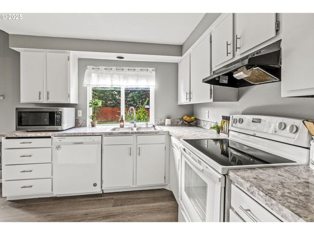5513 Ne 39TH St, Vancouver, WA 98661