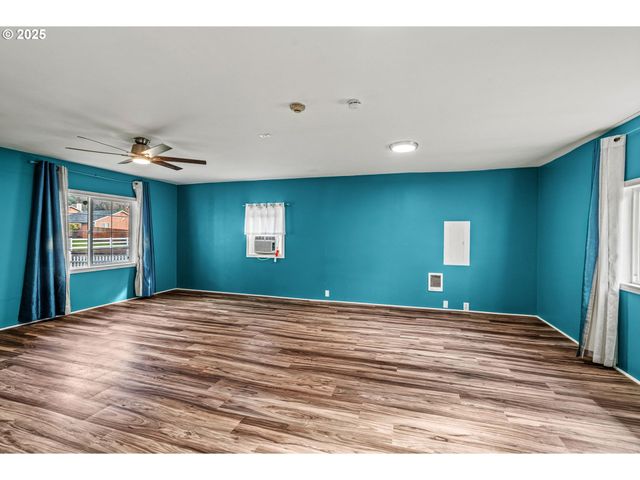 5513 Ne 39TH St, Vancouver, WA 98661