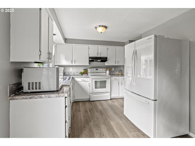 5513 Ne 39TH St, Vancouver, WA 98661