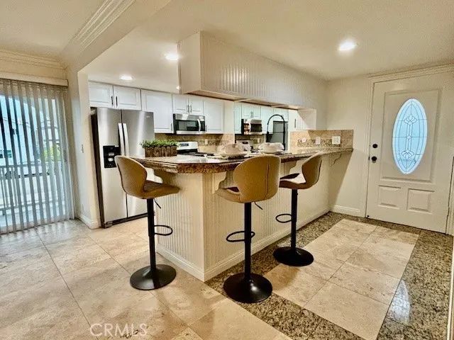 904 W BALBOA Boulevard, Newport Beach, CA 92661