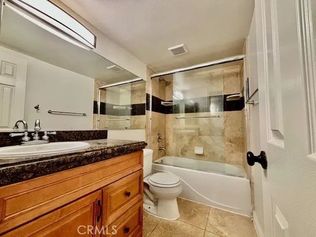 904 W BALBOA Boulevard, Newport Beach, CA 92661