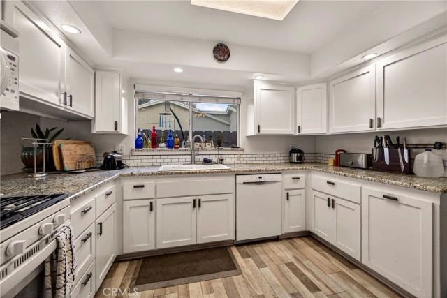 17 Quista, Chico, CA 95926