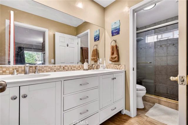 17 Quista, Chico, CA 95926