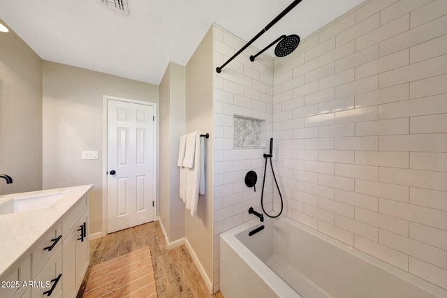 805 W NORTHVIEW Avenue, Phoenix, AZ 85021