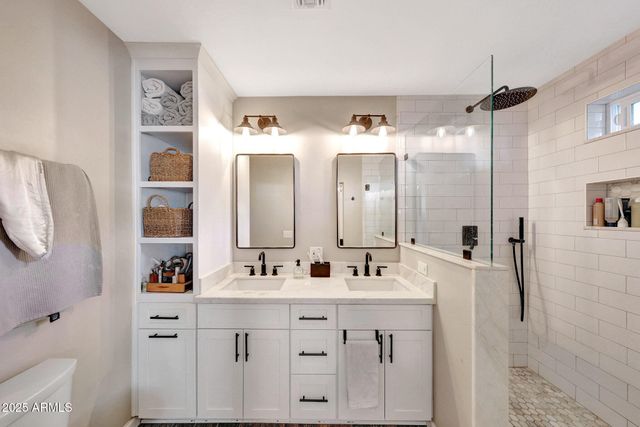 805 W NORTHVIEW Avenue, Phoenix, AZ 85021