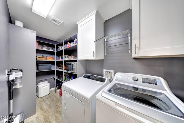 805 W NORTHVIEW Avenue, Phoenix, AZ 85021