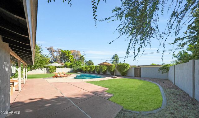 805 W NORTHVIEW Avenue, Phoenix, AZ 85021