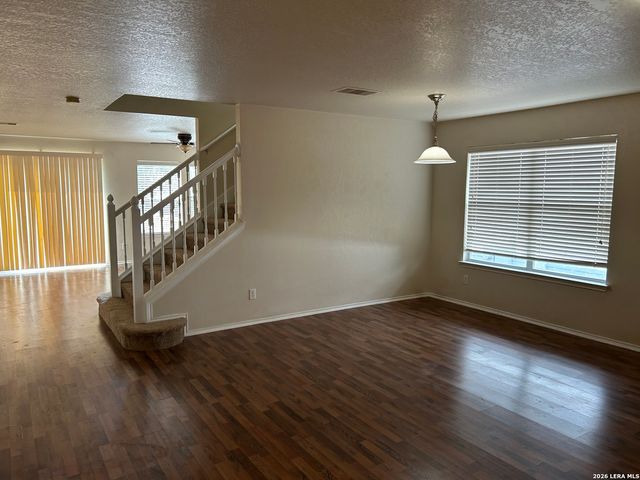 6207 HIGBEE ML, San Antonio, TX 78247