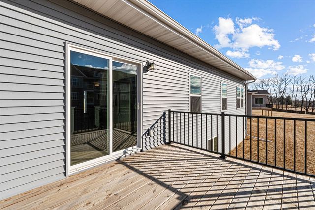 270 Pine Grove Lane, Iowa City, IA 52246