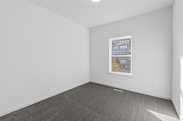 270 Pine Grove Lane, Iowa City, IA 52246