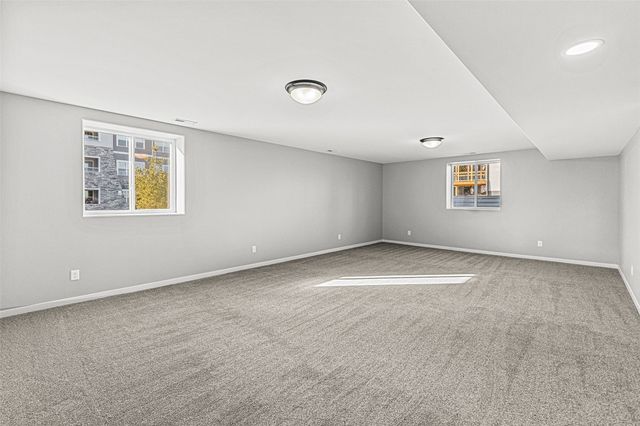 270 Pine Grove Lane, Iowa City, IA 52246