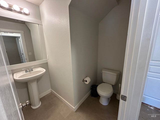 1647 Gold Street, Middleton, ID 83644