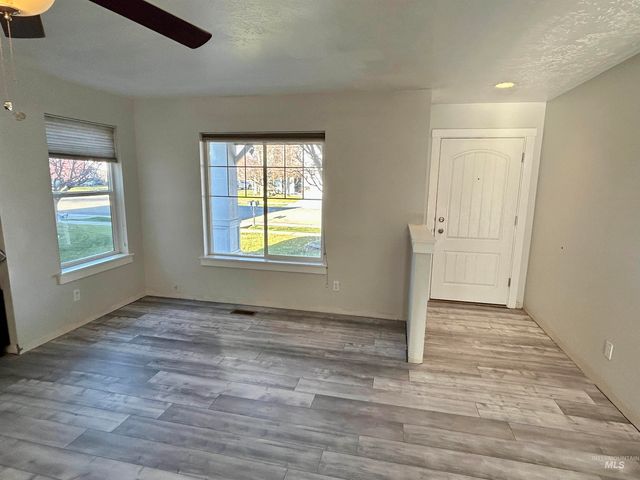 1647 Gold Street, Middleton, ID 83644