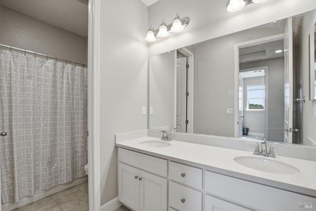 556 Yarrow Ct, Fairfield, CA 94534