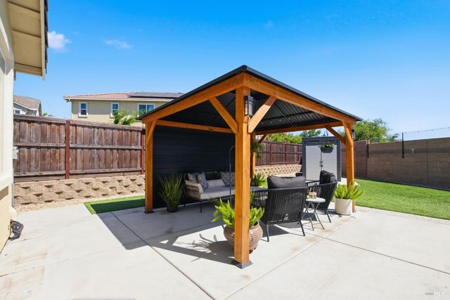 556 Yarrow Ct, Fairfield, CA 94534