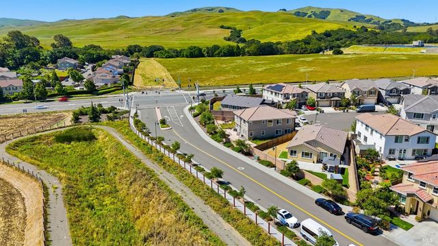 556 Yarrow Ct, Fairfield, CA 94534