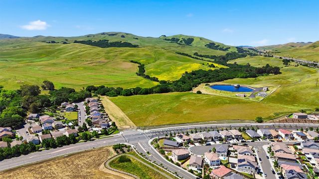 556 Yarrow Ct, Fairfield, CA 94534