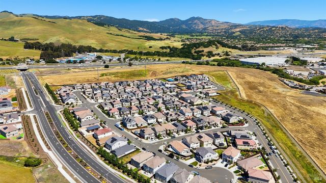 556 Yarrow Ct, Fairfield, CA 94534