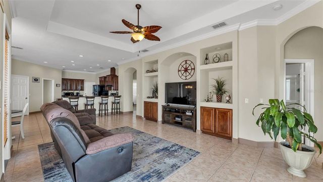 272 RUBY LAKE LANE, Winter Haven, FL 33884