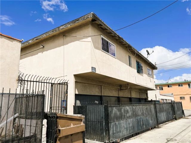 2664 Randolph Street, Huntington Park, CA 90255