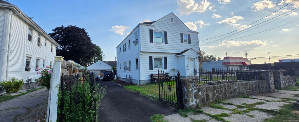 44 Locust Street, Bridgeport, CT 06610