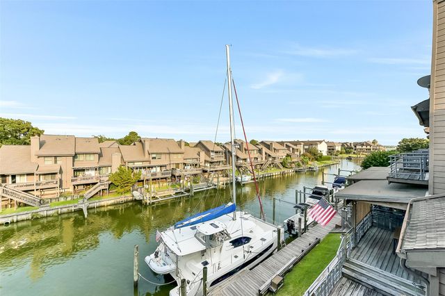 18201 Sandy Cove, Houston, TX 77058