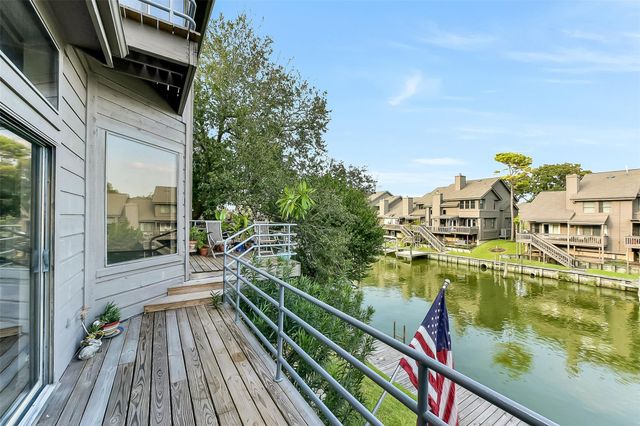 18201 Sandy Cove, Houston, TX 77058