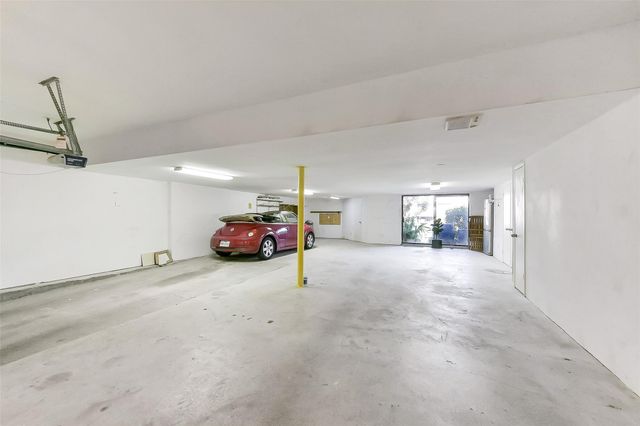 18201 Sandy Cove, Houston, TX 77058