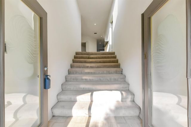 18201 Sandy Cove, Houston, TX 77058