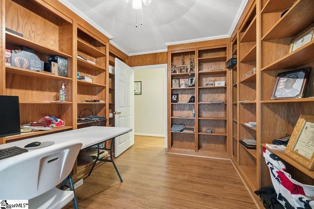 203 C P Hanks Road, Iva, SC 29655