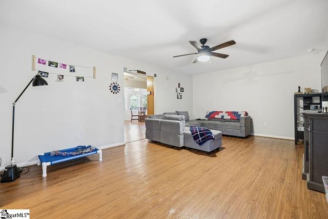 203 C P Hanks Road, Iva, SC 29655