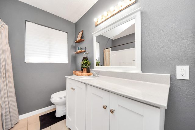 3906 Dolphin Lane, La Porte, TX 77571