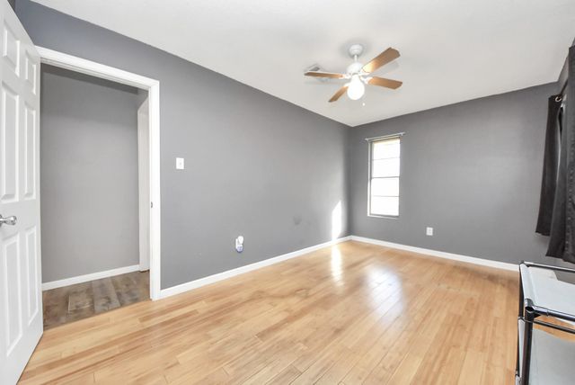 3906 Dolphin Lane, La Porte, TX 77571