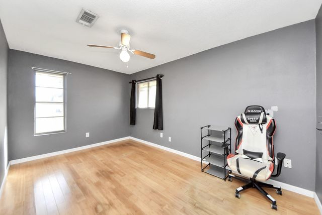 3906 Dolphin Lane, La Porte, TX 77571