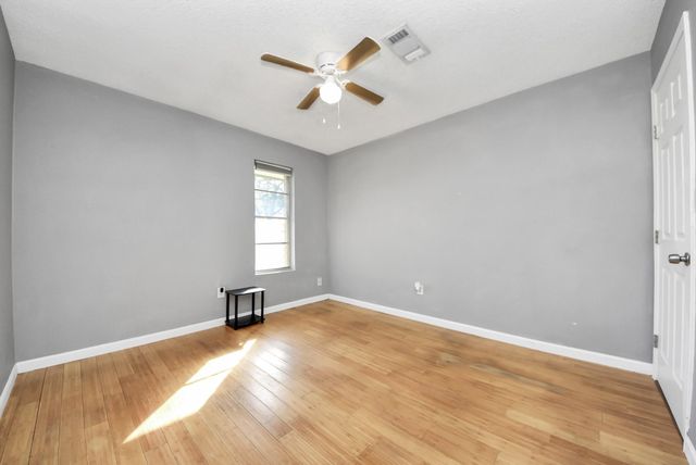 3906 Dolphin Lane, La Porte, TX 77571