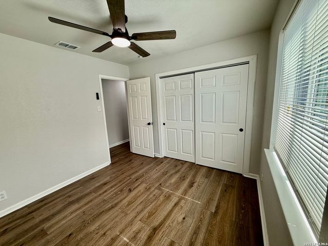 839 Pleasure Park, San Antonio, TX 78227