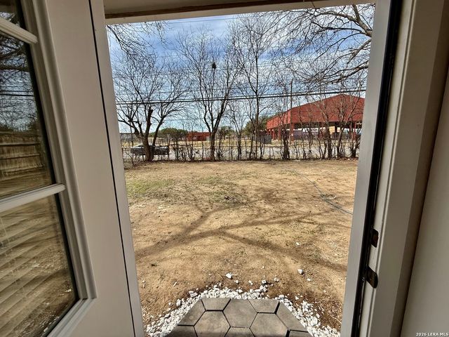 839 Pleasure Park, San Antonio, TX 78227