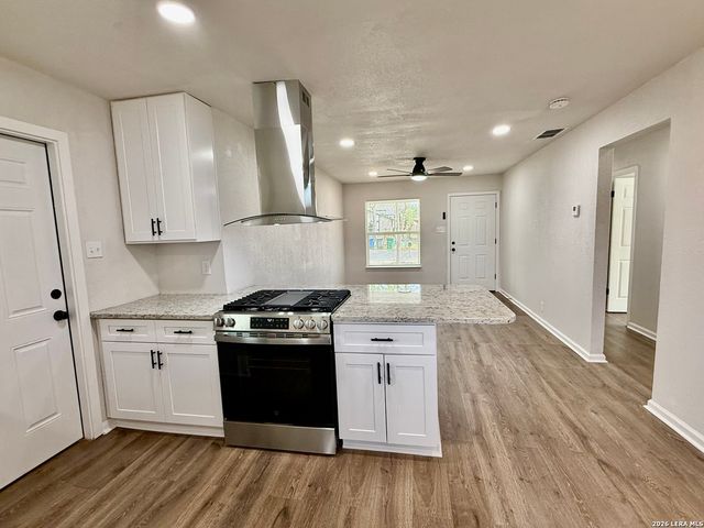 839 Pleasure Park, San Antonio, TX 78227