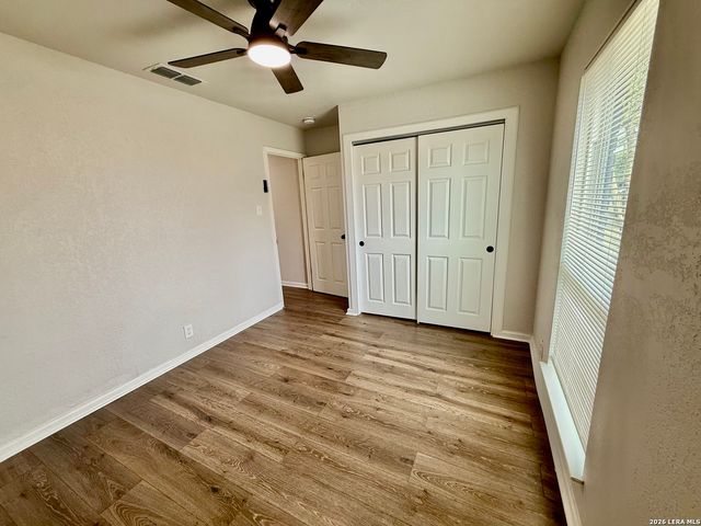 839 Pleasure Park, San Antonio, TX 78227